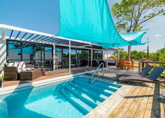 Cozy Secret Getaway 3bd House W 3 Casitas And 2 Pools *
